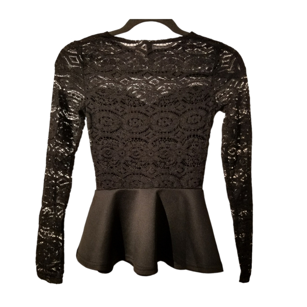 H&M DIVIDED Black Long Sleeve Peplum Top With Lace Detail -Size XS